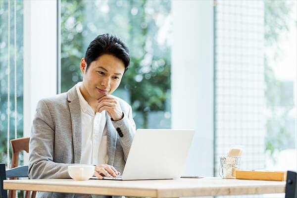 初心者でも安心の日本人講師を採用しています