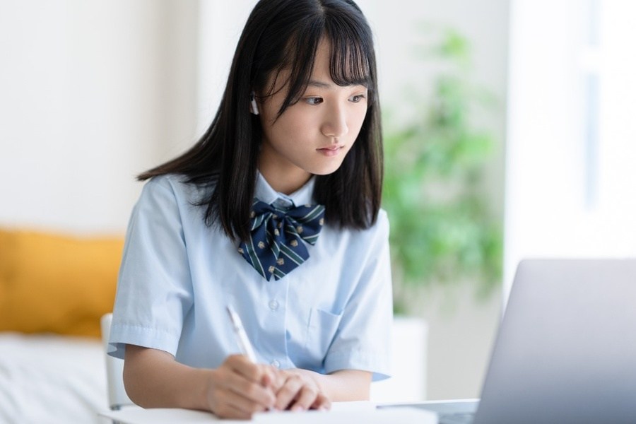 ワールドトークで中学英文法対策