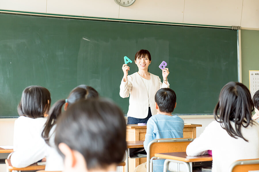 小学3年生から外国語活動がスタート