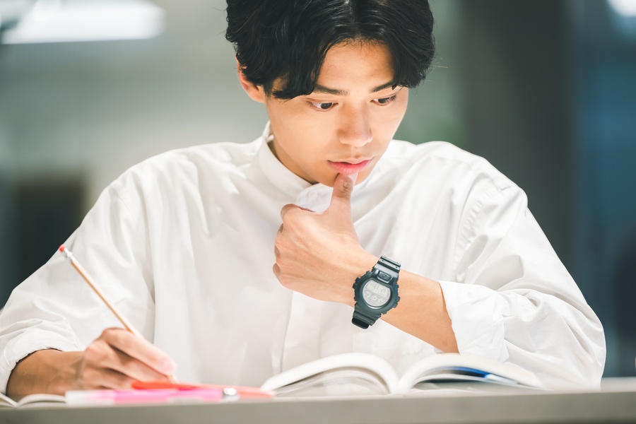 文法問題も日本語で理解しながら解ける