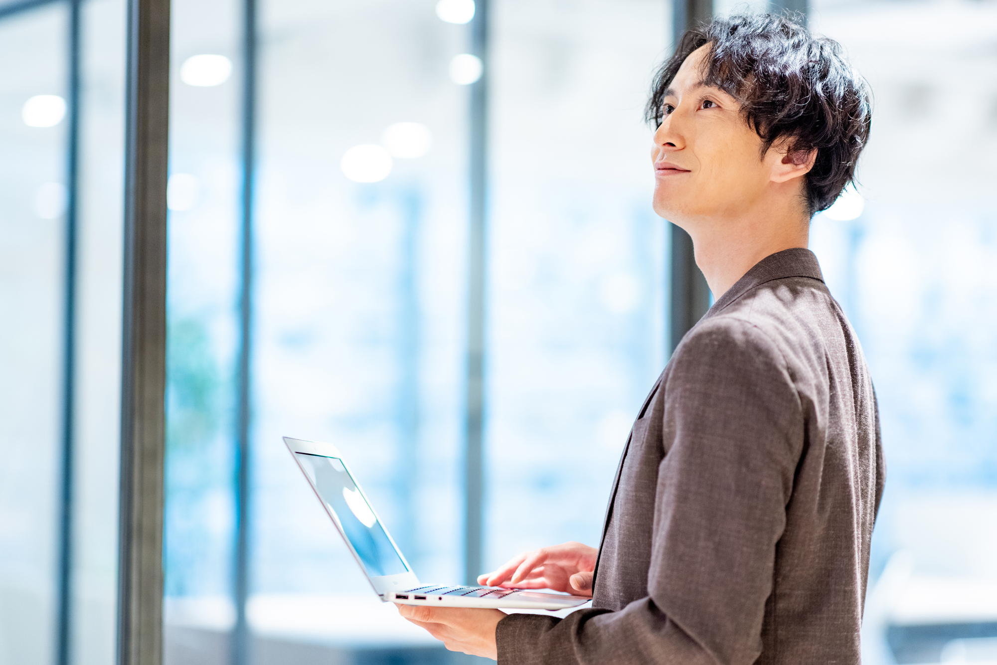 謙虚って英語でなんて言うの？｜ワールドトークブログ