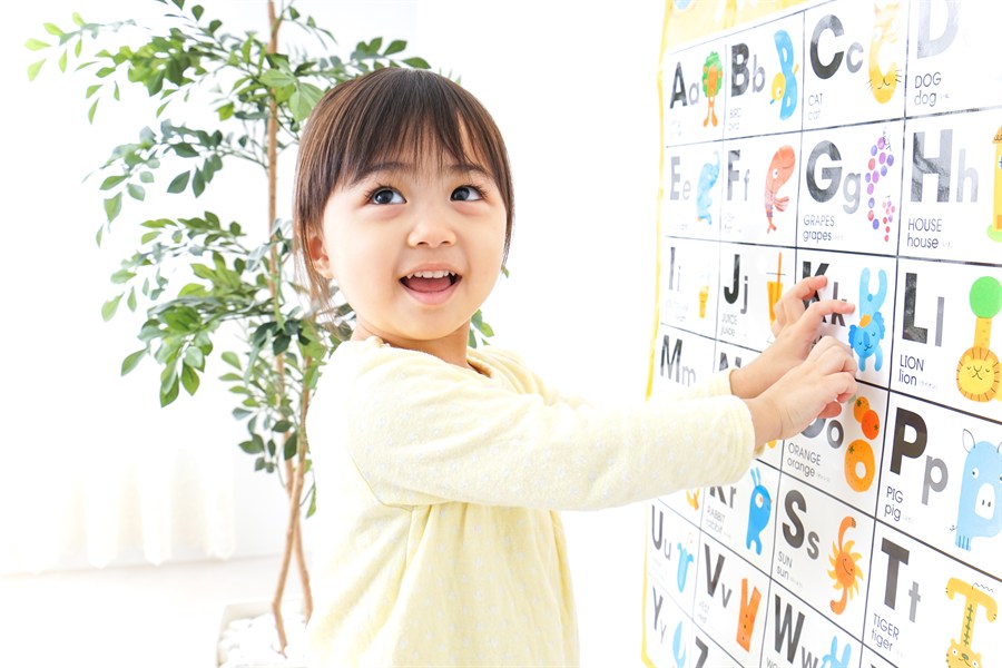 習い事の中で英語は本当に必要?将来の選択肢を広げる理由|英語習い事 (1)