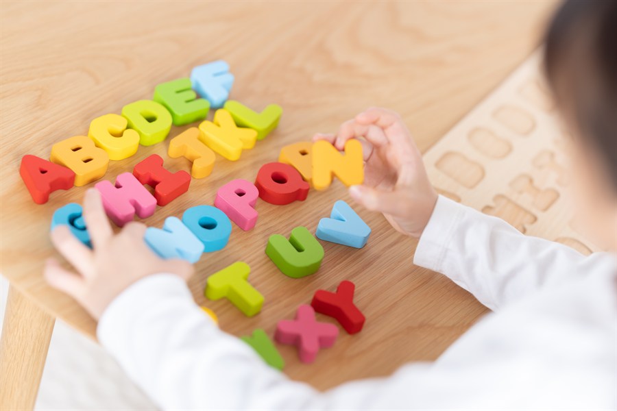 オンライン英会話、うちの子には早い?」と感じた時に考えるべき3つの視点|いつから (3)